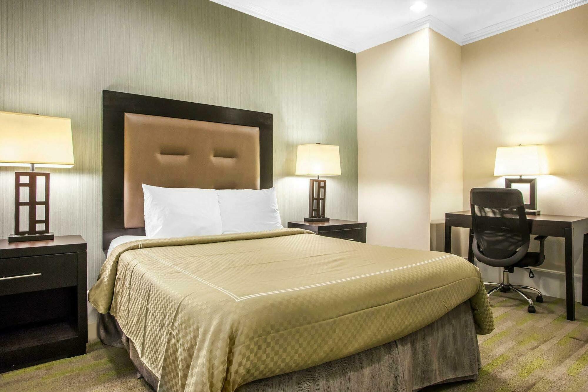 Quality Inn Center City Φιλαδέλφεια Εξωτερικό φωτογραφία