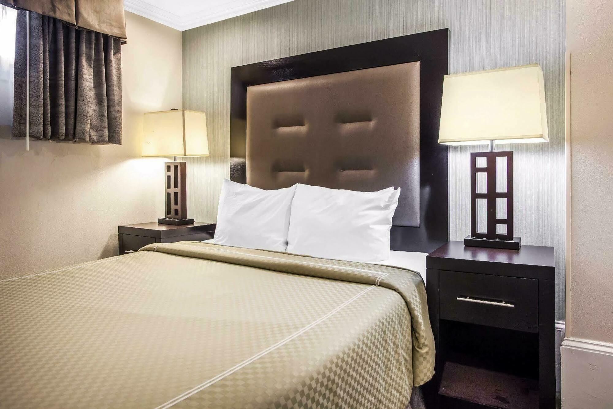 Quality Inn Center City Φιλαδέλφεια Εξωτερικό φωτογραφία